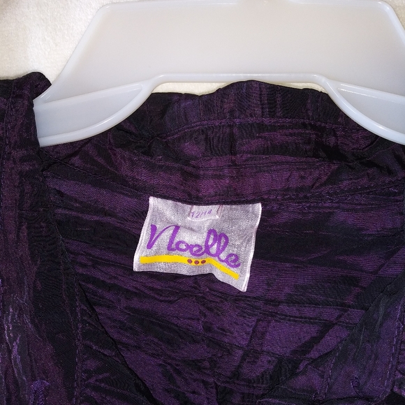 Purple Jacket Sz 12 / 14 Pleat & Back Belt Detail - Picture 6 of 6